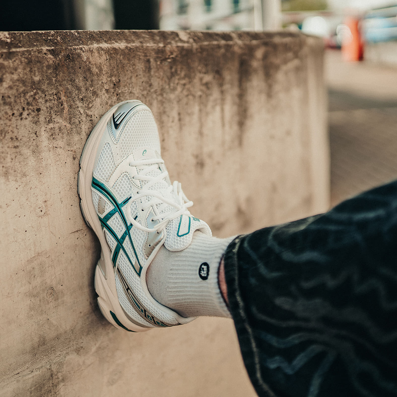 Männer Asics Gel-1130 White/ Rainy Lake