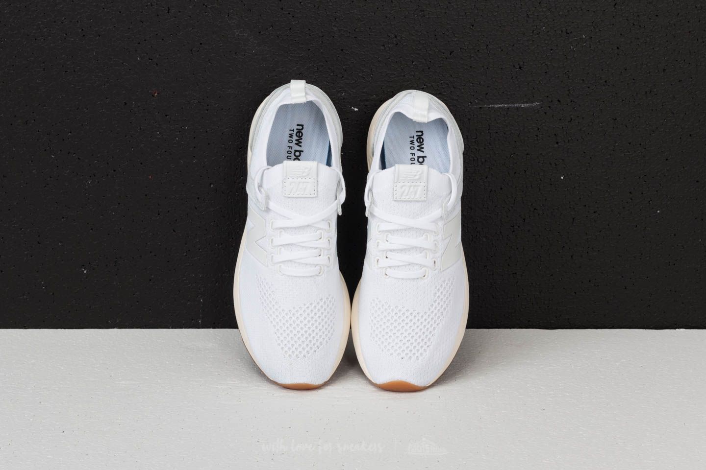 Men s shoes New Balance 247 White Footshop