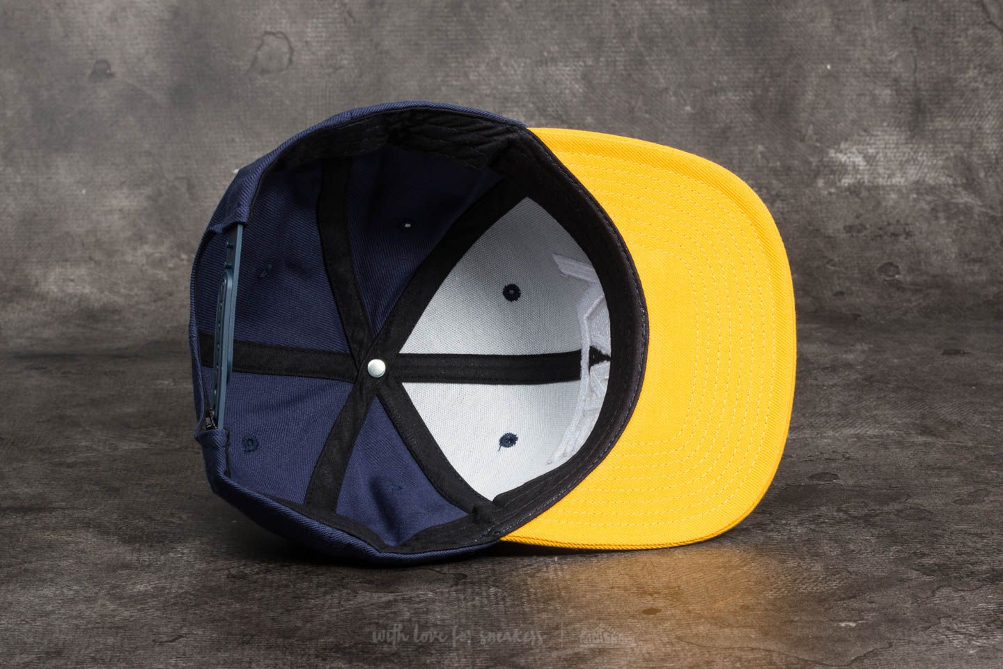Čepice Vans Drop V II Snapback Dress Blue/ Old Gold