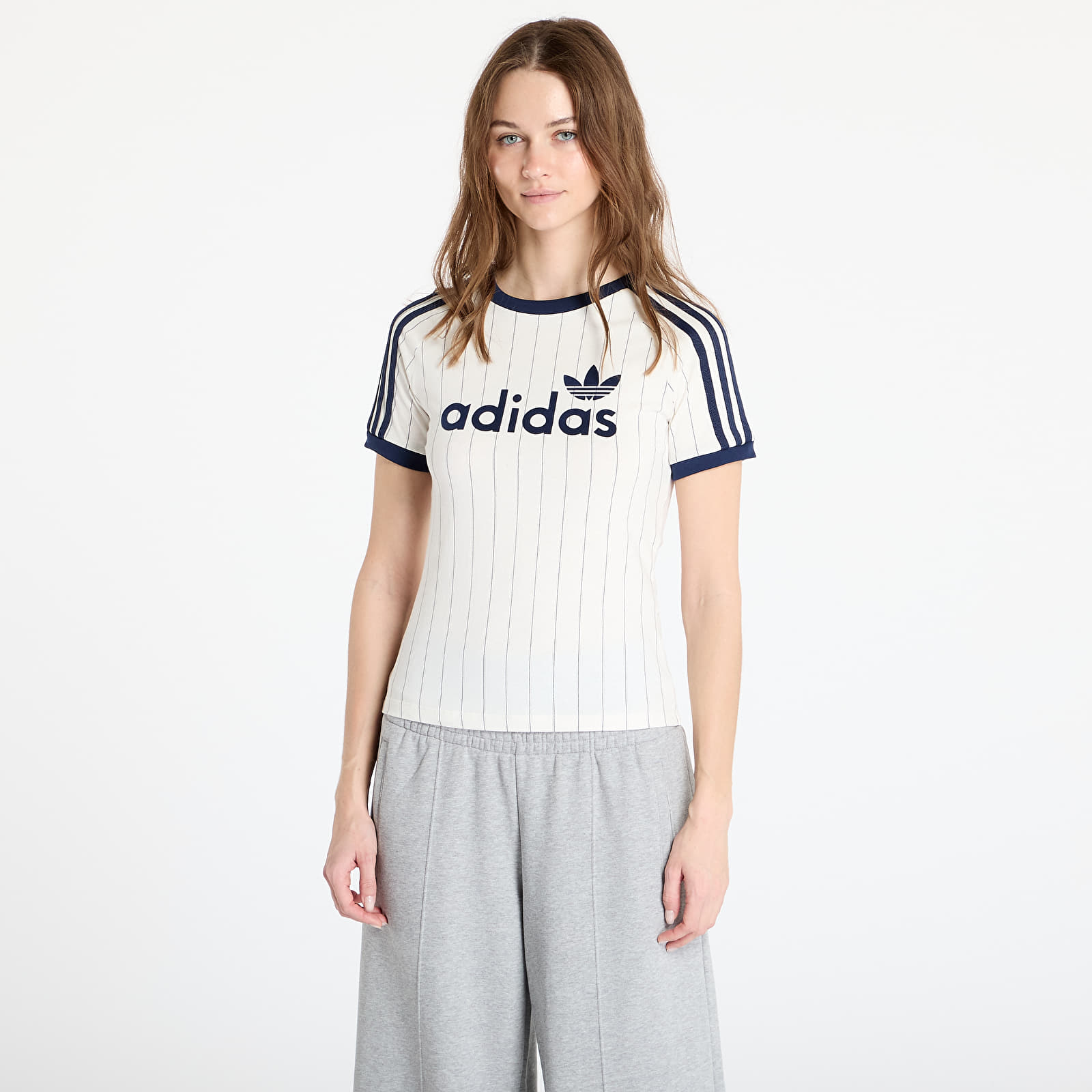 Tricouri  adidas Linear Graphic Cali Tee Off White/ Night Indigo