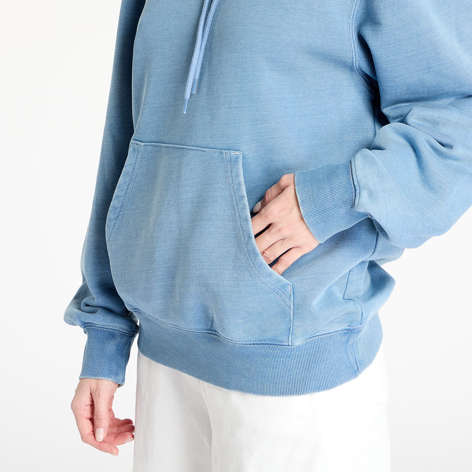 Dukserice Carhartt WIP Hooded Ingo Sweat UNISEX Light Blue Garment Dyed