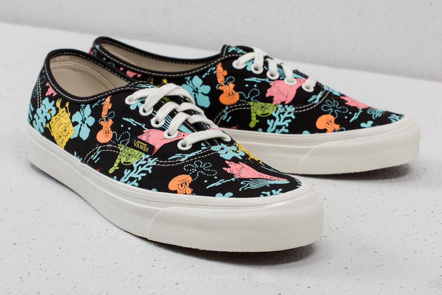 Men s shoes Vans OG Authentic LX Spongebob Aloha Blue Footshop