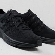 Black nike flyknit trainers top