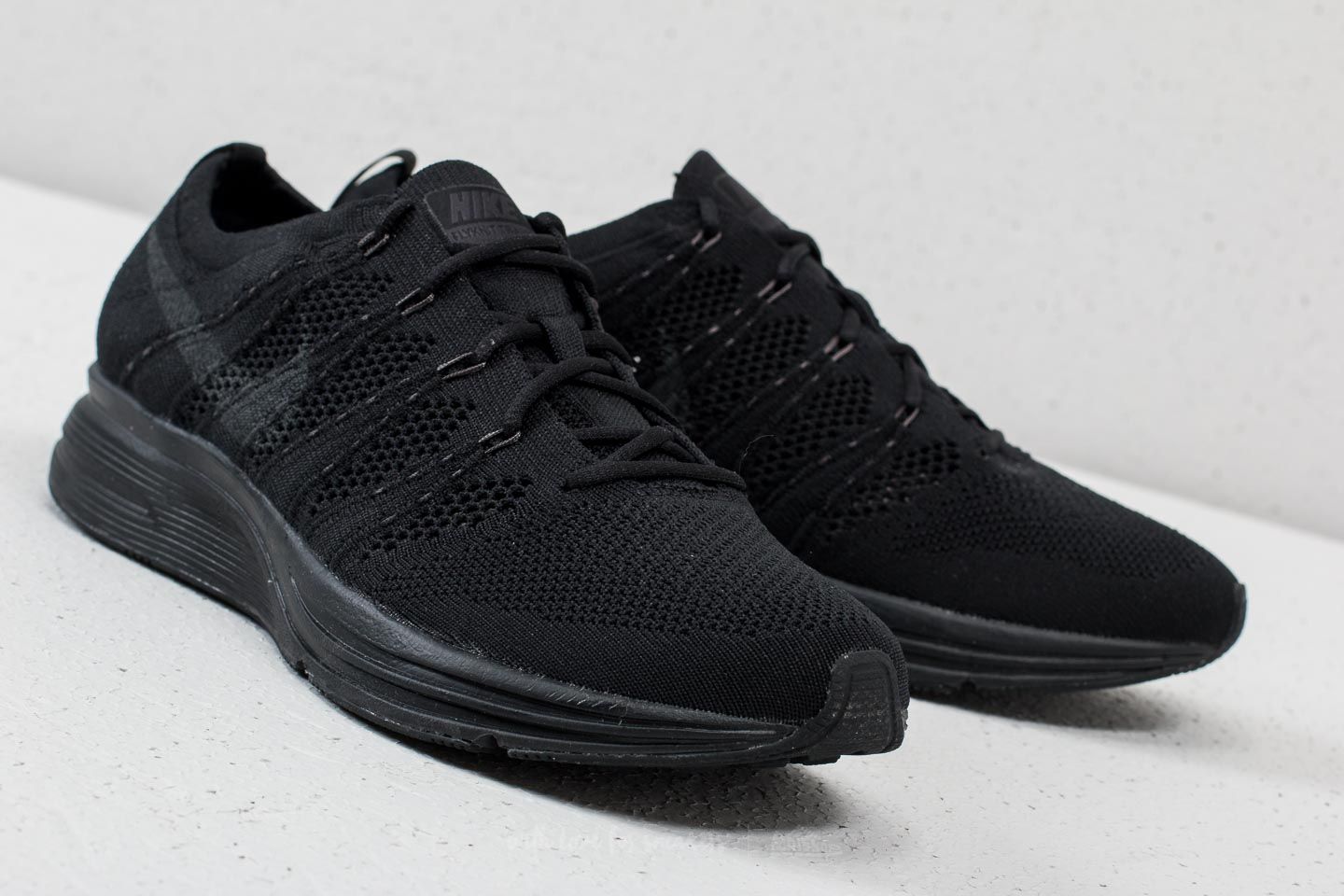 Nike flyknit trainer black e amp; anthracite 2025