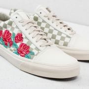 Men s shoes Vans Old Skool DX Rose Embroidery Marshmallow Footshop
