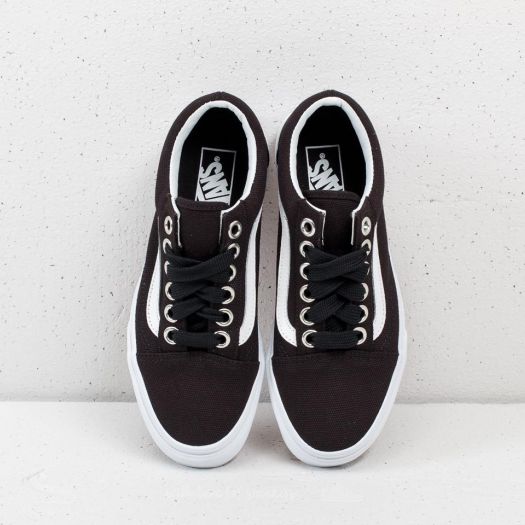 Vans old skool outlet pro black laces