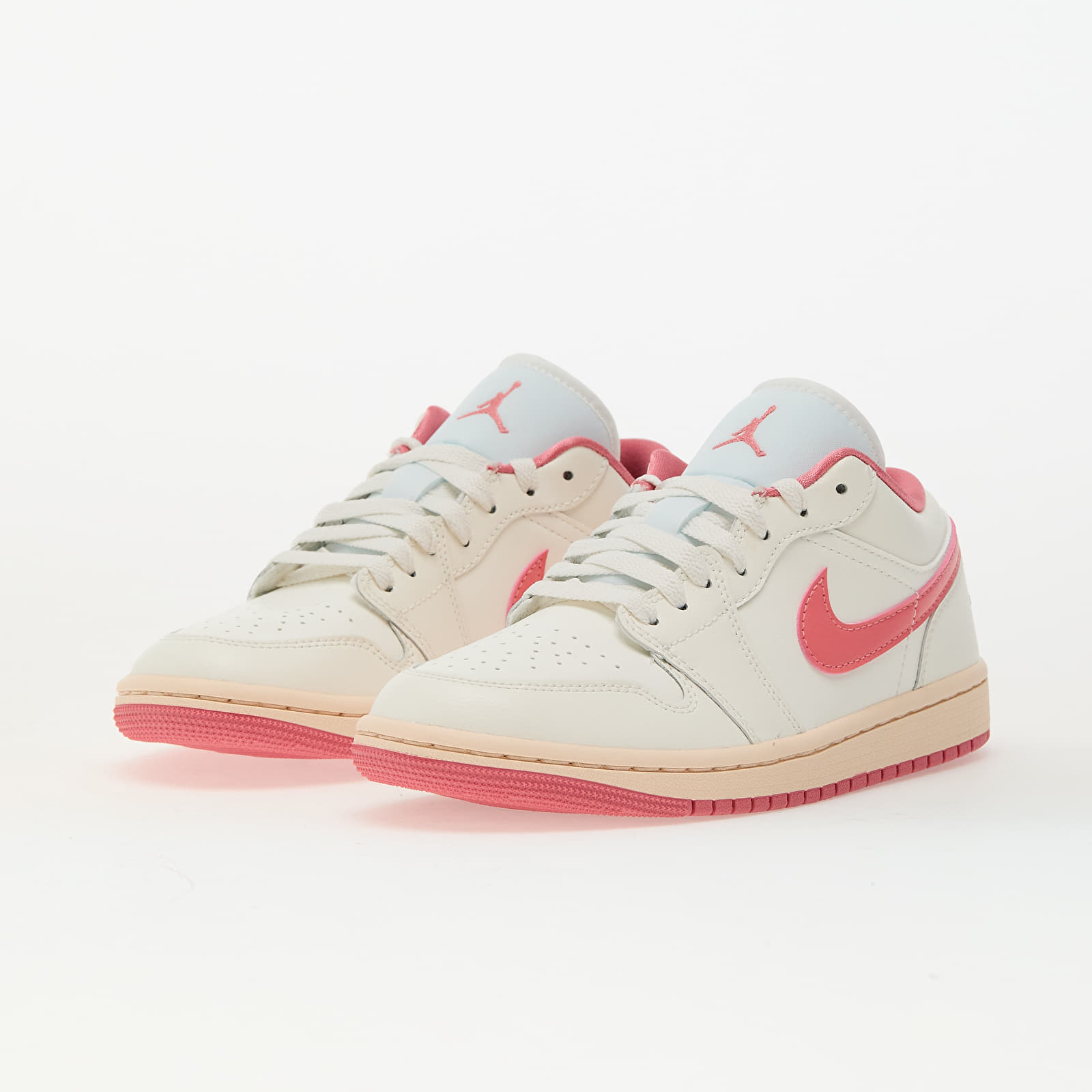 Buty damskie Air Jordan 1 Low Wmns Sail/ Pink Salt-Guava Ice