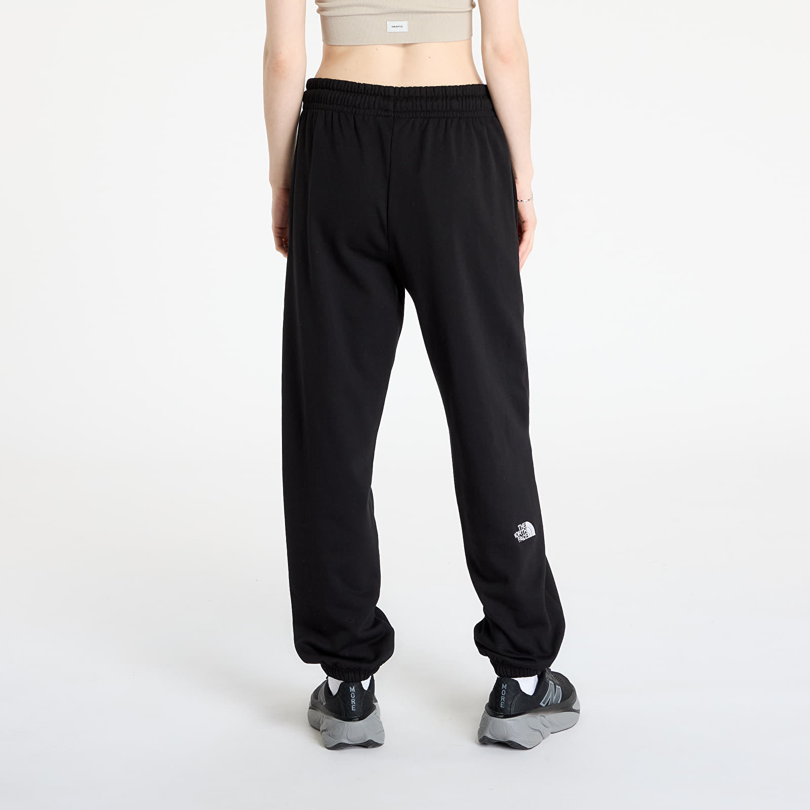 Sieviešu treniņbikses The North Face Essential Jogger TNF Black