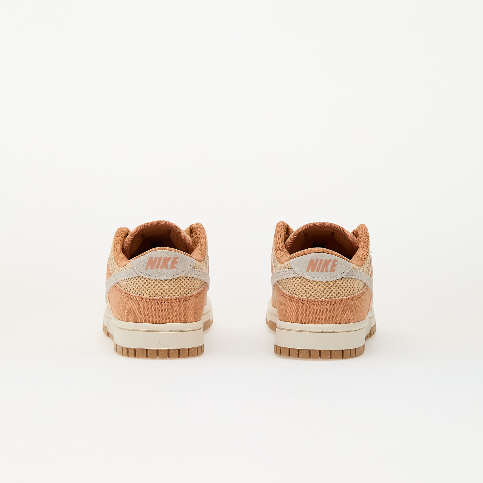 Women's shoes Nike W Dunk Low Nn Se Amber Brown/ Pale Ivory-White Onyx