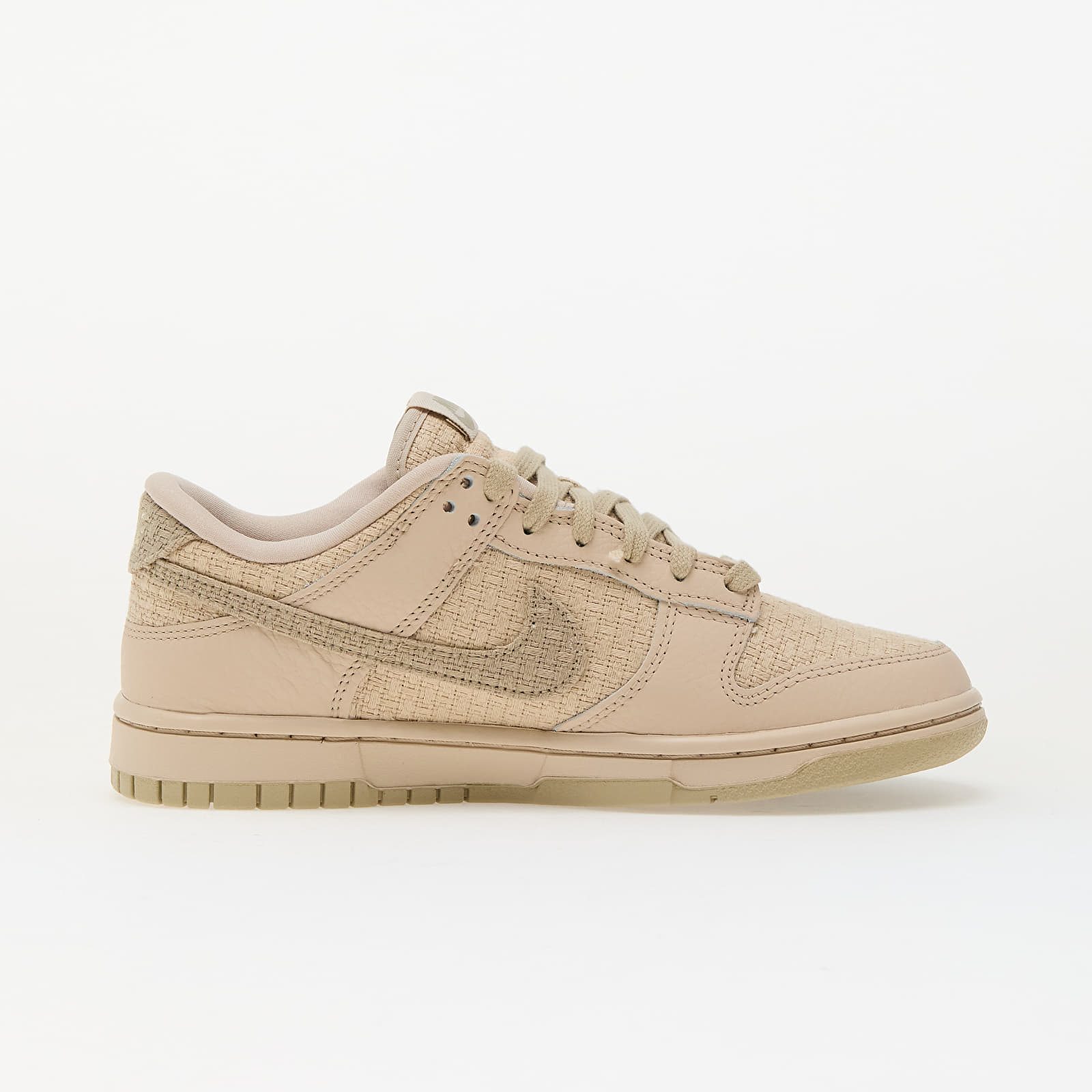 Дамски кецове и обувки Nike W Dunk Low Sanddrift/ Desert Khaki