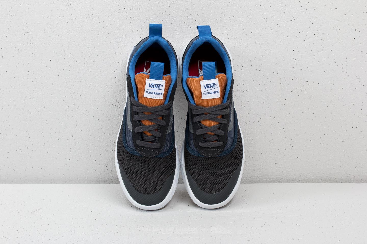 Men s shoes Vans UltraRange Breeze Asphalt Desert Sun Footshop