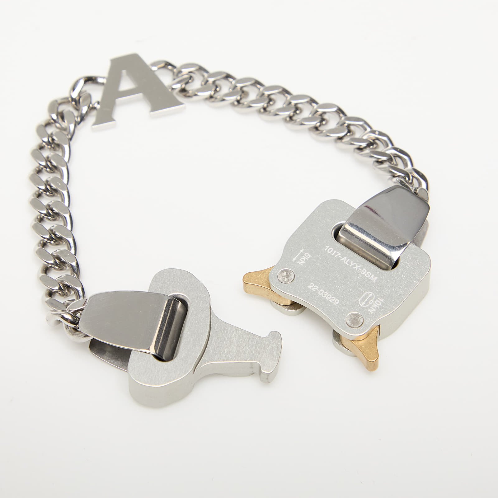 Armbänder Alyx Studio Buckle Bracelet With Charm Silver