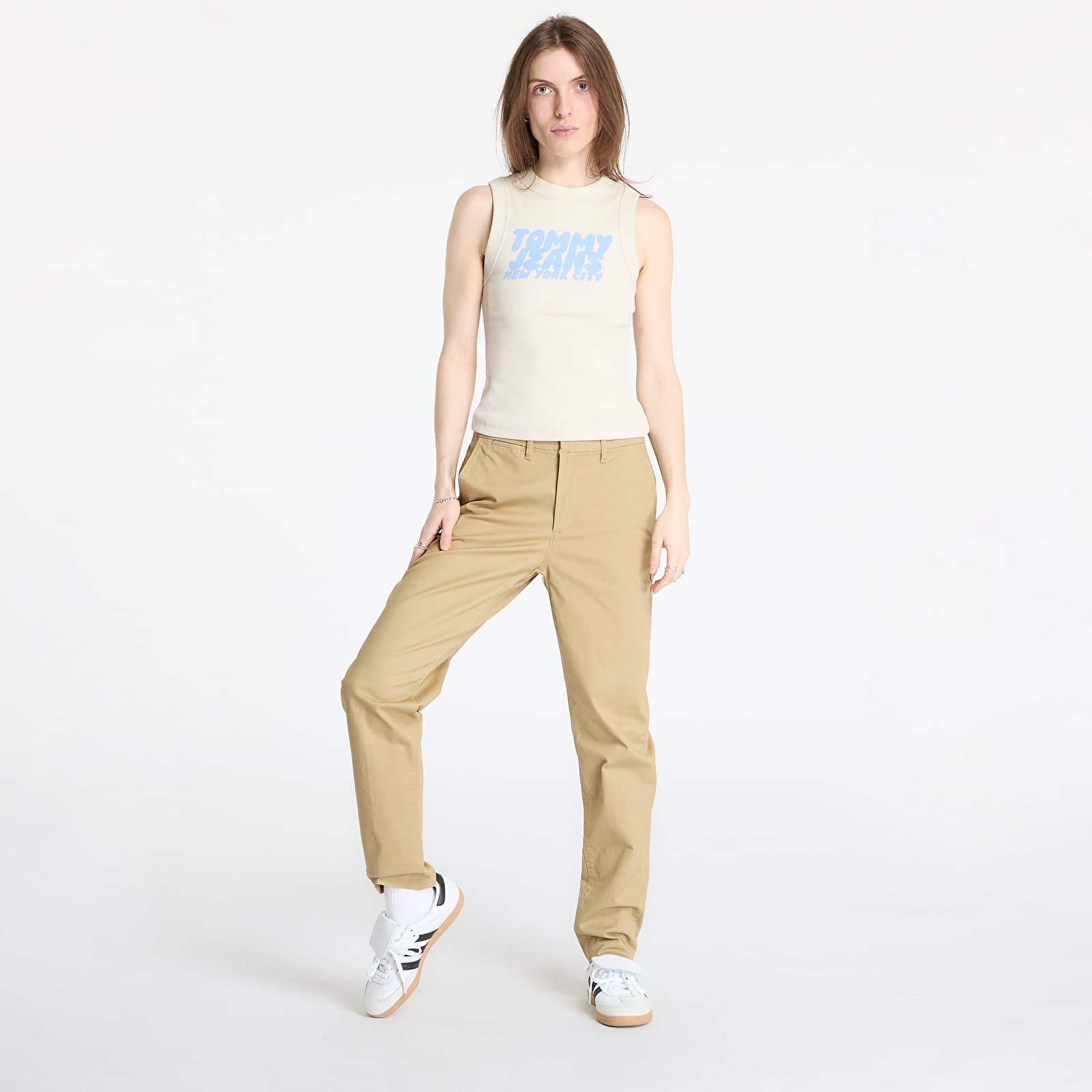 Byxor och jeans Levi's® Essential Chino Pants Khaki