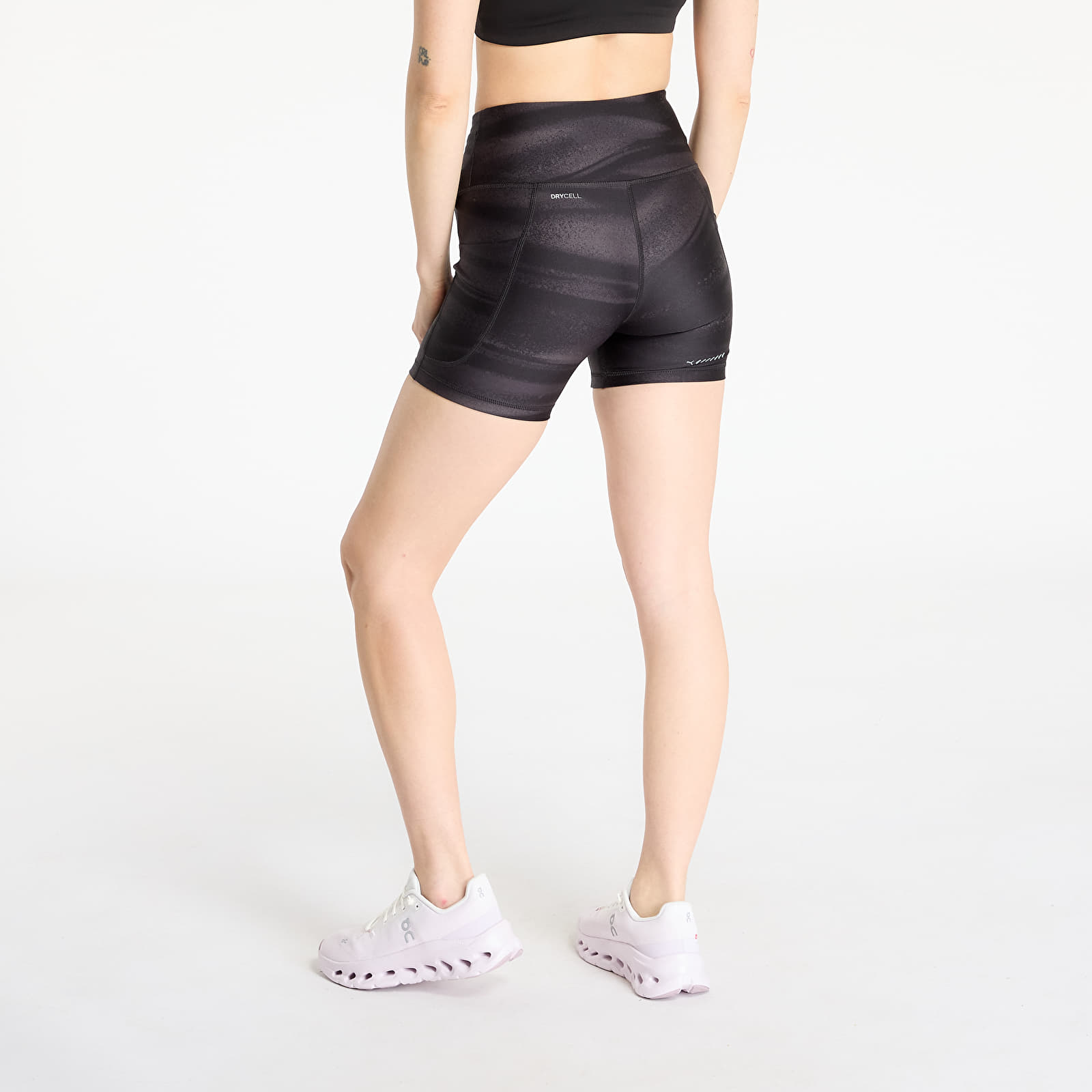 Pantaloni scurți Puma W Run Vlcty 5" Aop Short Tght PUMA Black