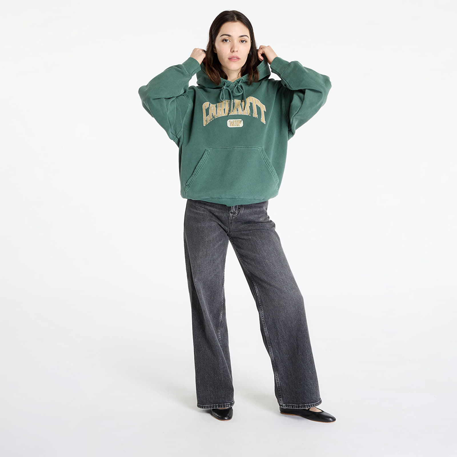 Kapucnis pulóverek és pulcsik Carhartt WIP Hooded Library Sweat UNISEX Conifer Garment Dyed