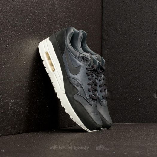NikeLab Air Max 1 Pinnacle