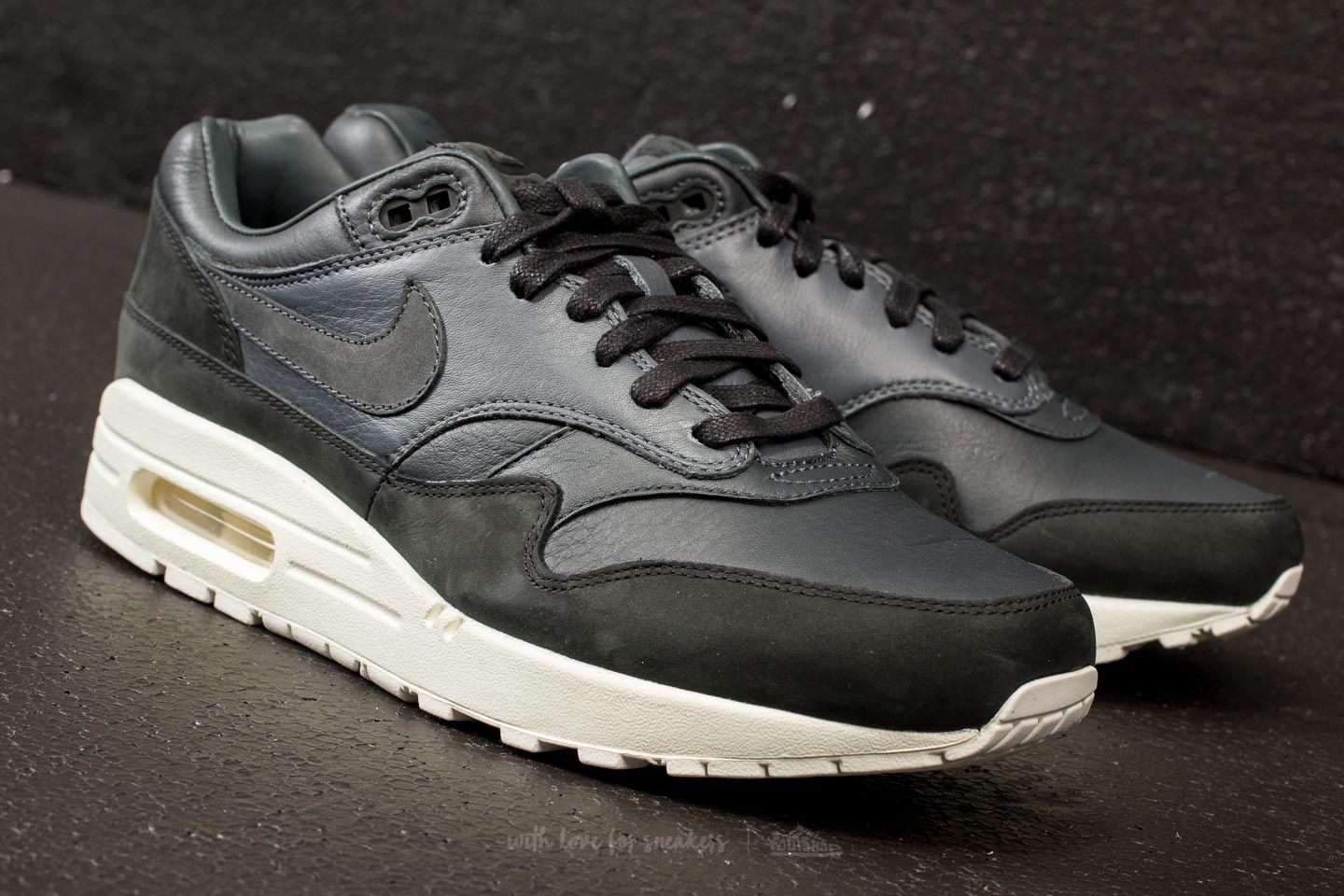 Air max 1 pinnacle hot sale