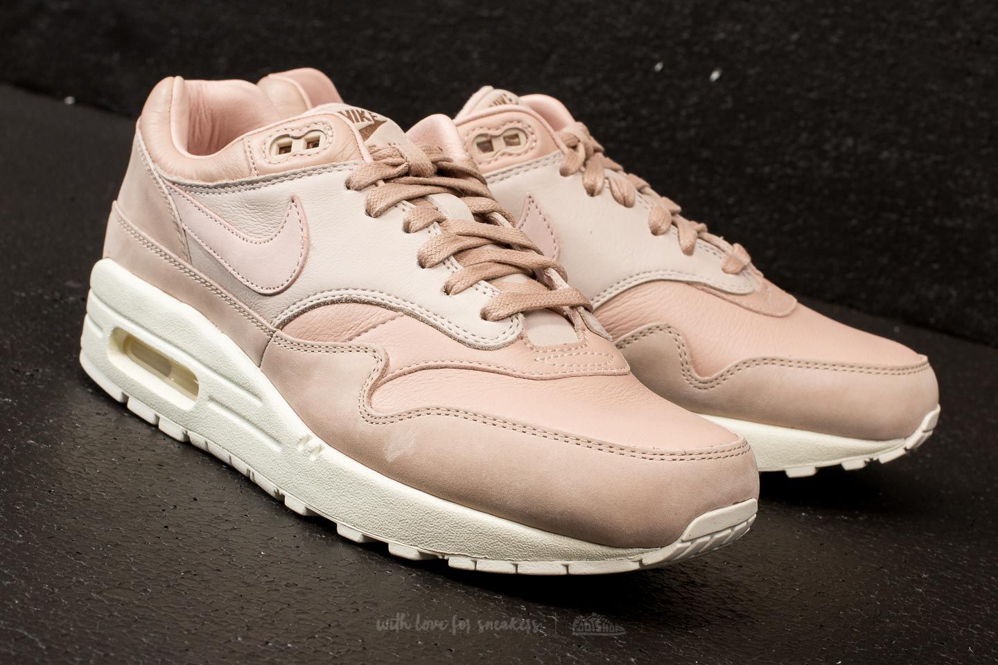 Men s shoes NikeLab Air Max 1 Pinnacle Sand Particle Beige Footshop