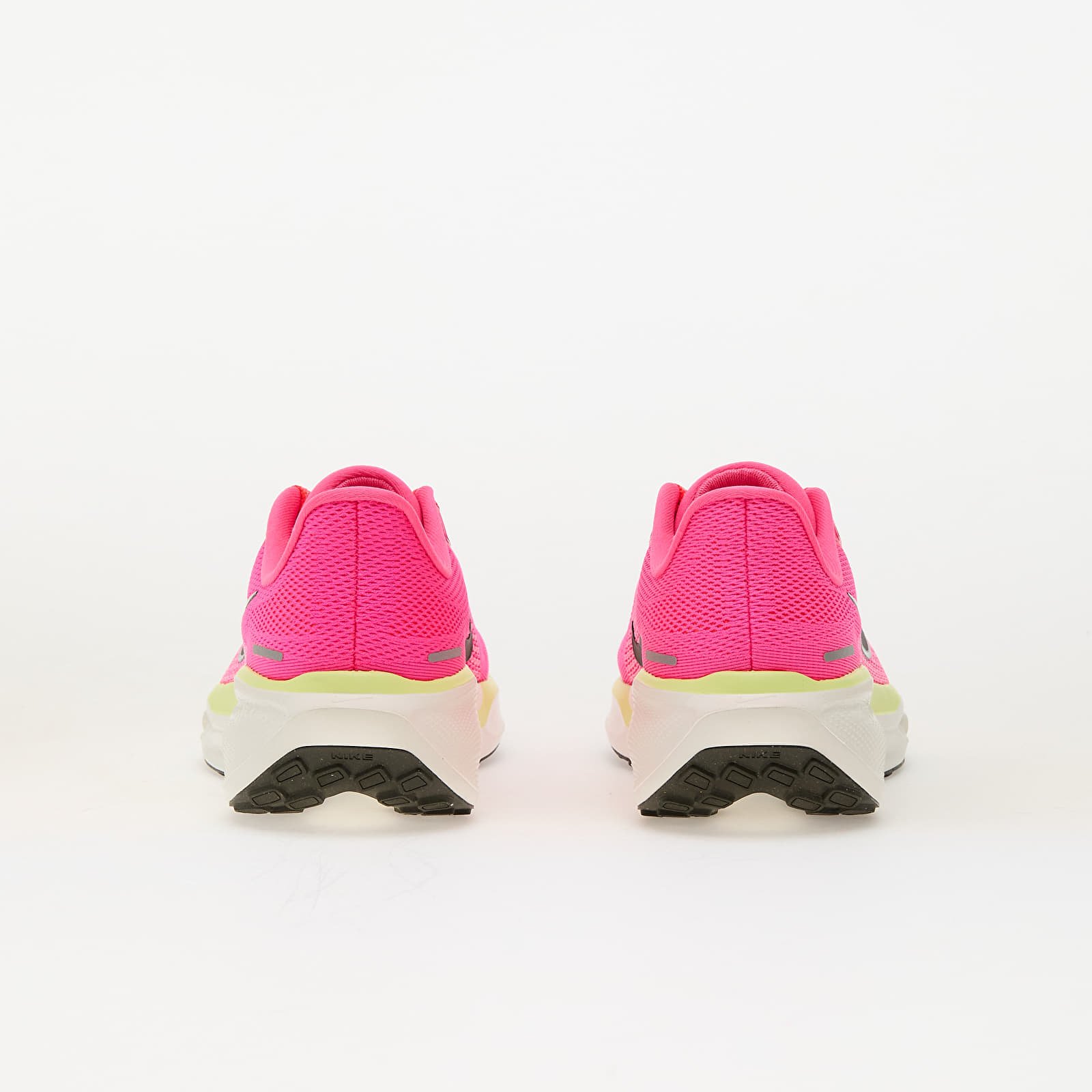 Damesko Nike W Pegasus 41 Cm Hyper Pink/ Sequoia-Guava Ice