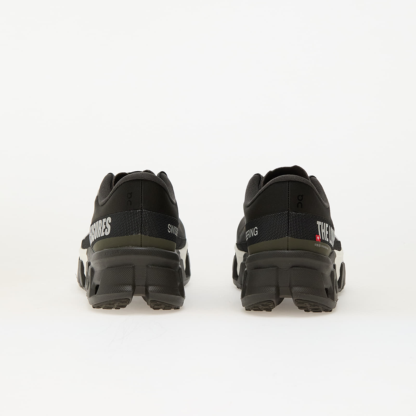 Scarpe On x Pleasures x The Loop W Cloudmonster Hyper Espresso/ Elk