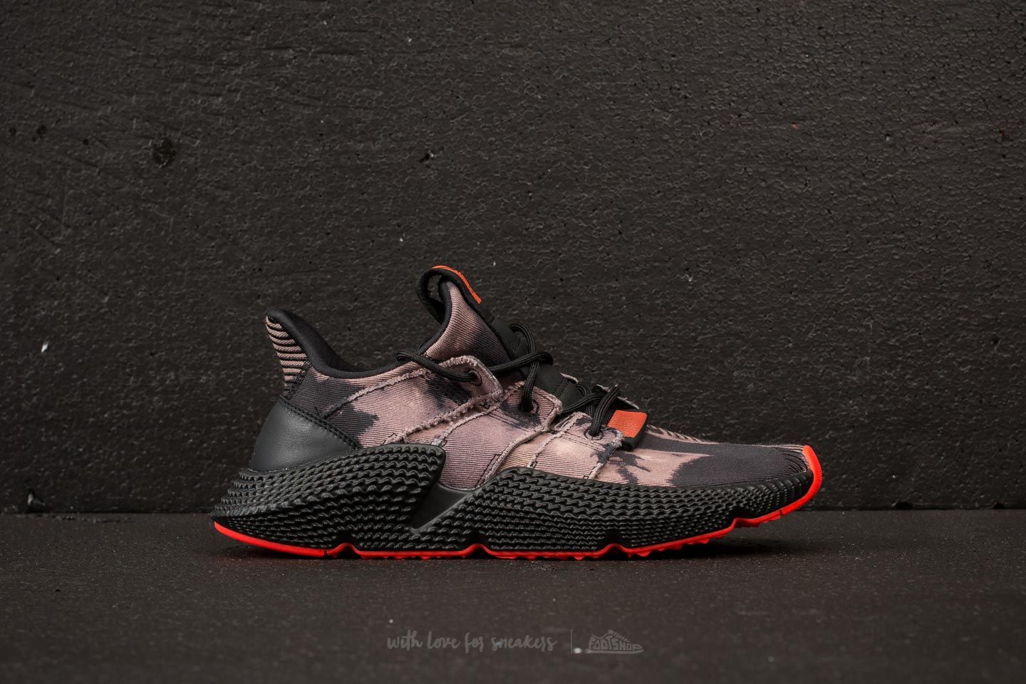 Prophere core on sale black solar red