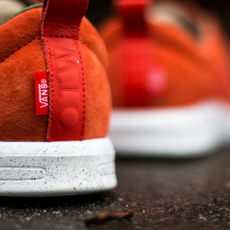 Men s shoes Vans Tesella HyperSat Orange White Footshop
