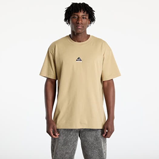 Tričko Nike ACG Men's T-Shirt Parachute Beige