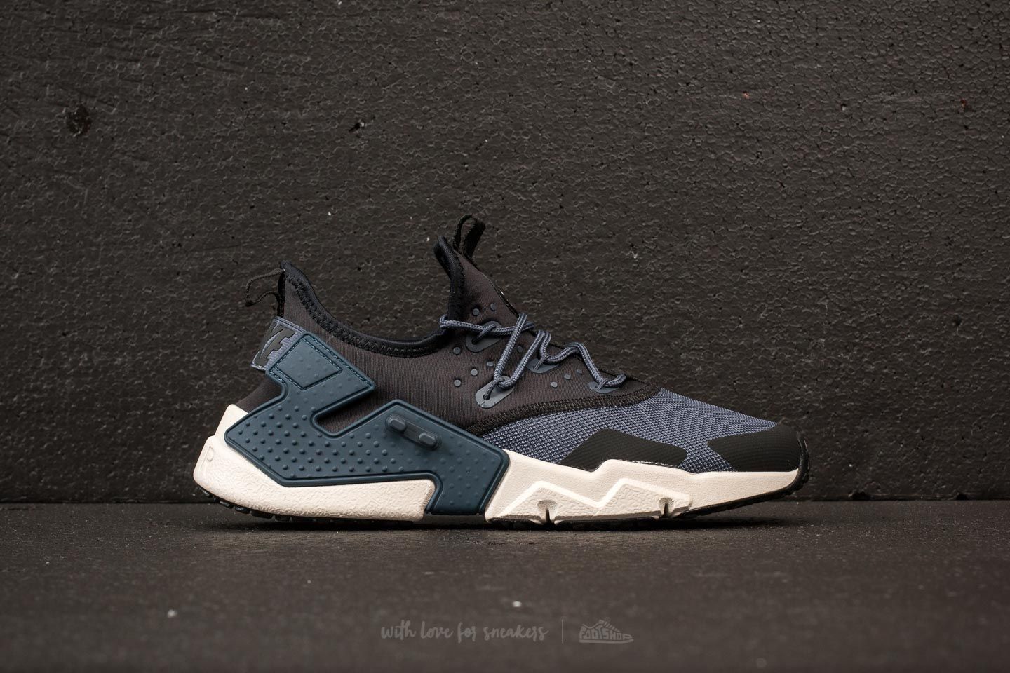 Nike air huarache drift thunder blue hotsell