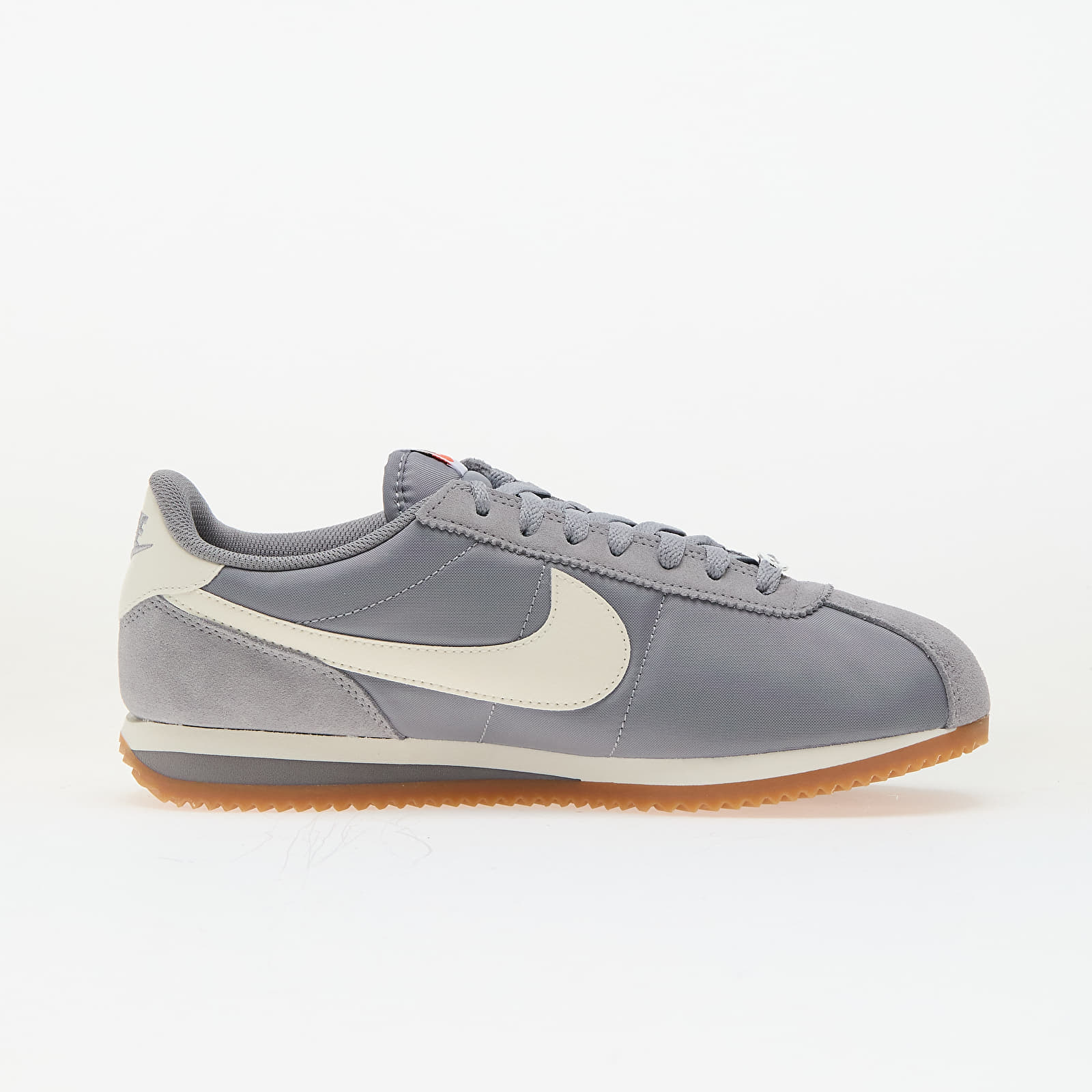 Sieviešu apavi Nike W Cortez Textile Cement Grey/ Sail-Gum Light Brown