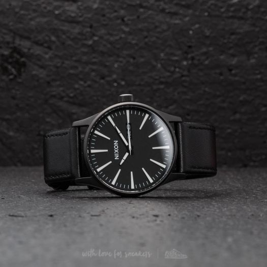 Nixon sentry leather black store