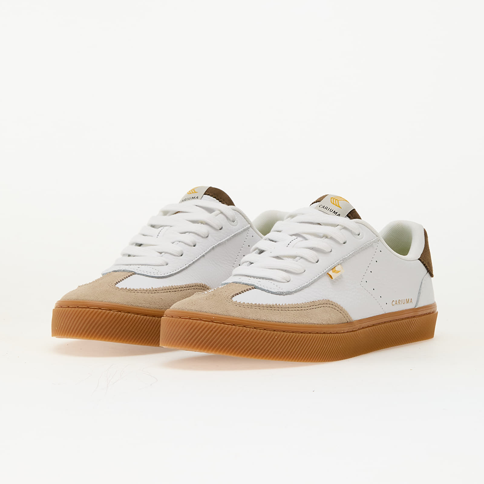 Women's shoes Cariuma W Toca Gum White/ Plaza Taupe