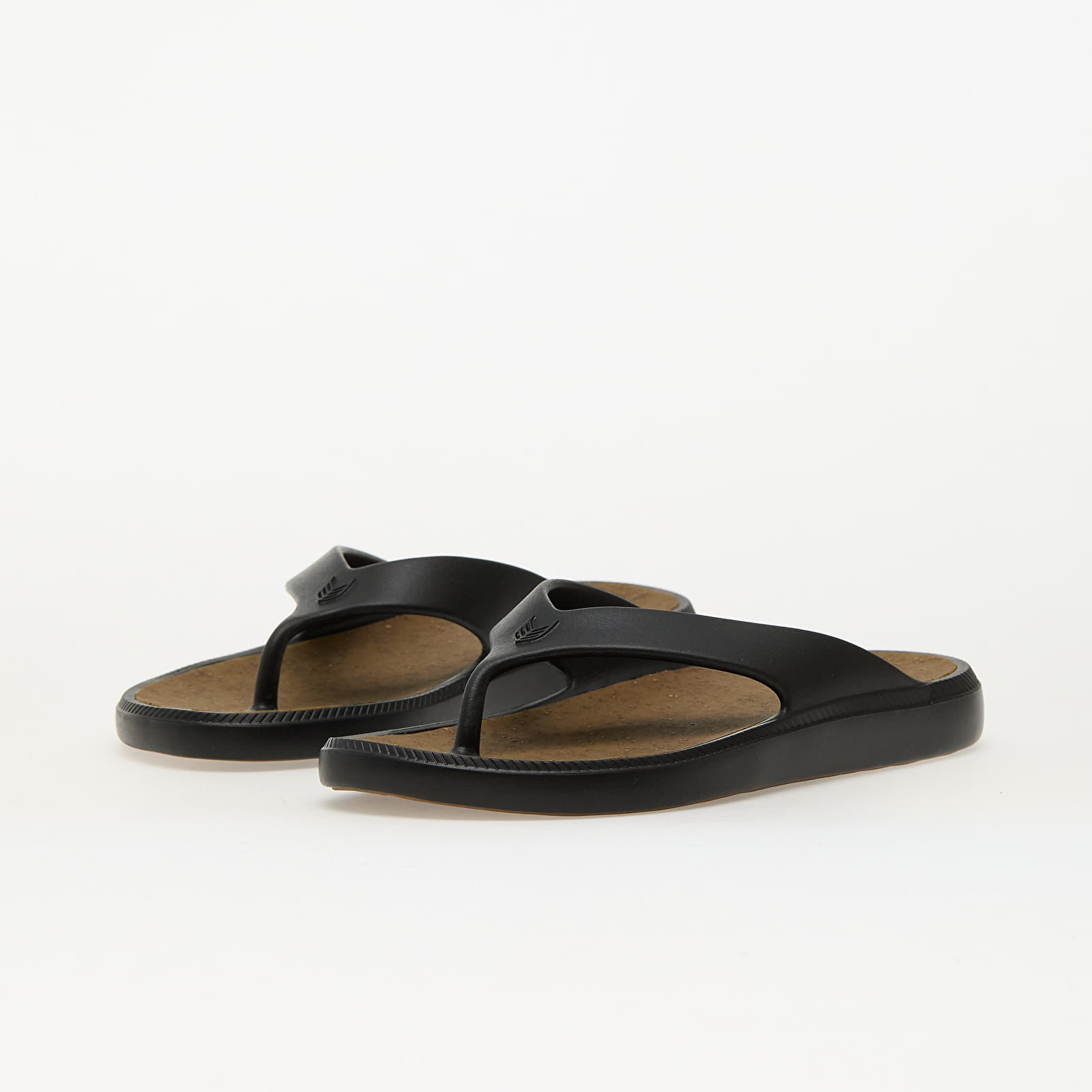 Zapatillas Hombre Cariuma M IBITU Black