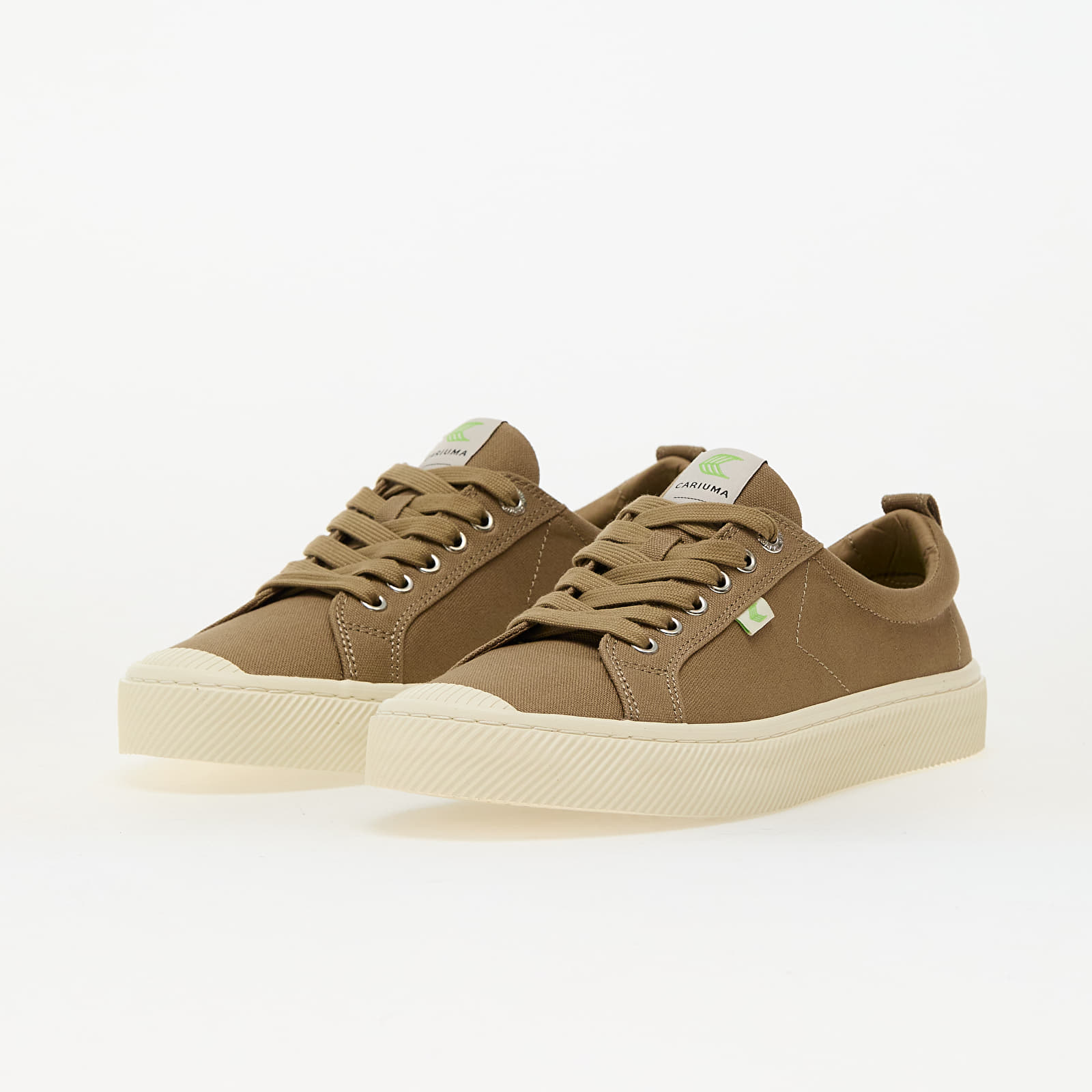 Moški čevlji Cariuma M Oca Low Burnt Sand