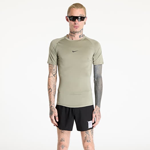 Maglietta Nike Pro Men's Dri-FIT Tight Short-Sleeve Fitness Top Light Army/ Black