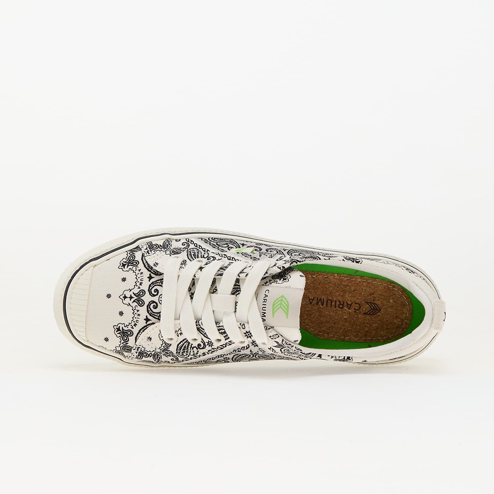 Moški čevlji Cariuma M Oca Low Off-White Bandana