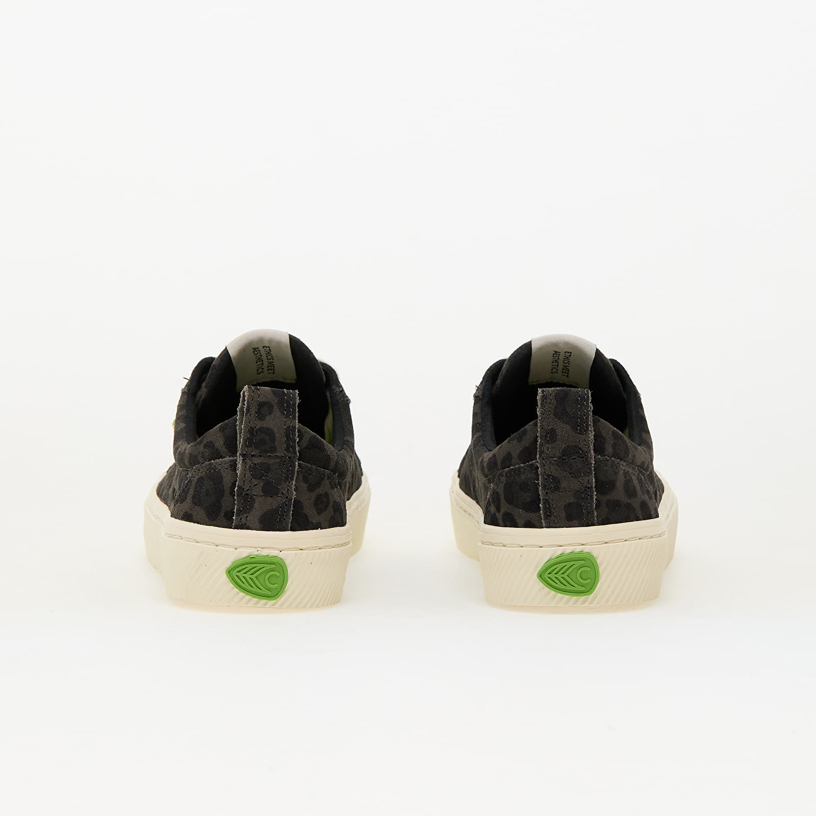 Men's shoes Cariuma M OCA Low Black Jaguar Print