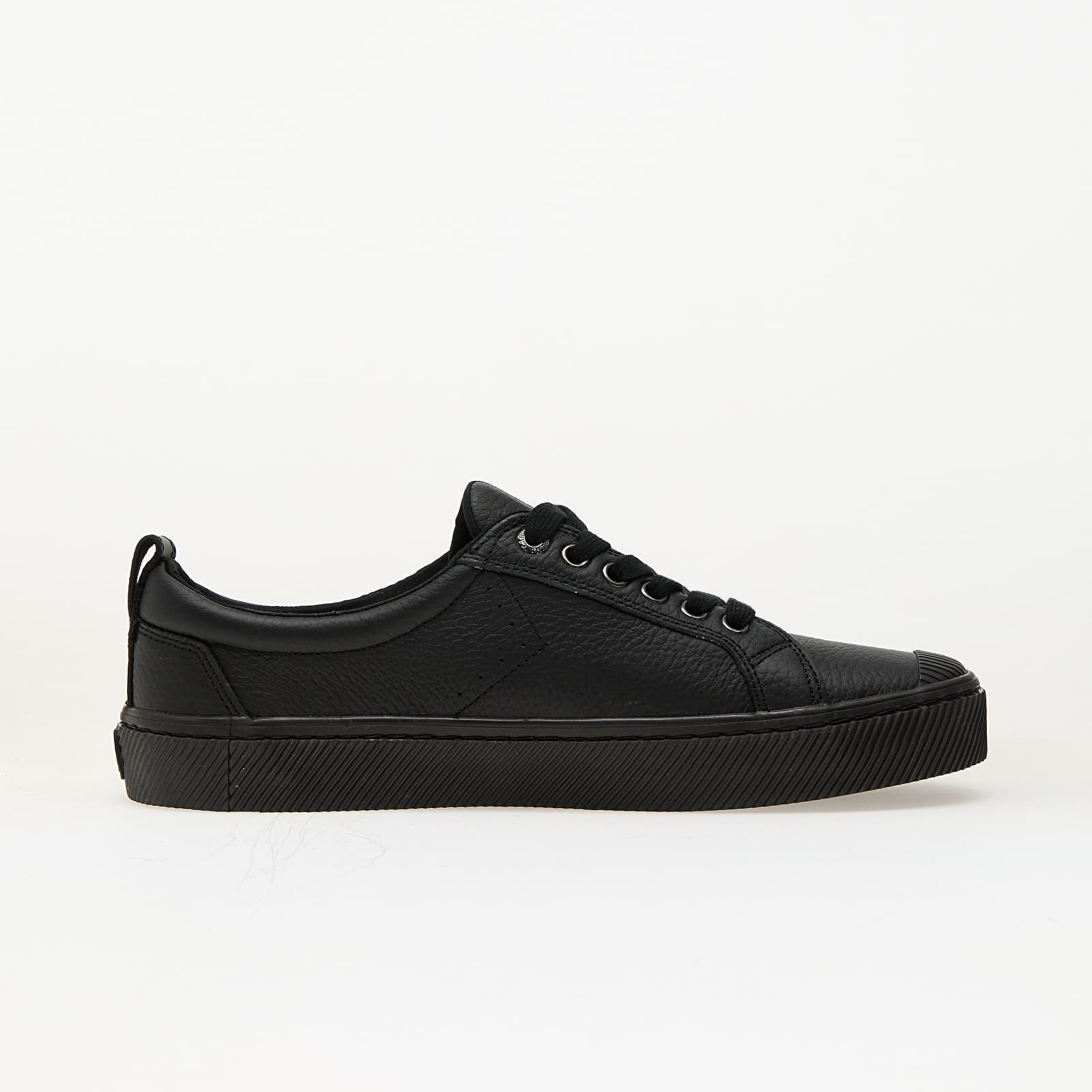 Női cipők Cariuma W Oca Low Triple Black