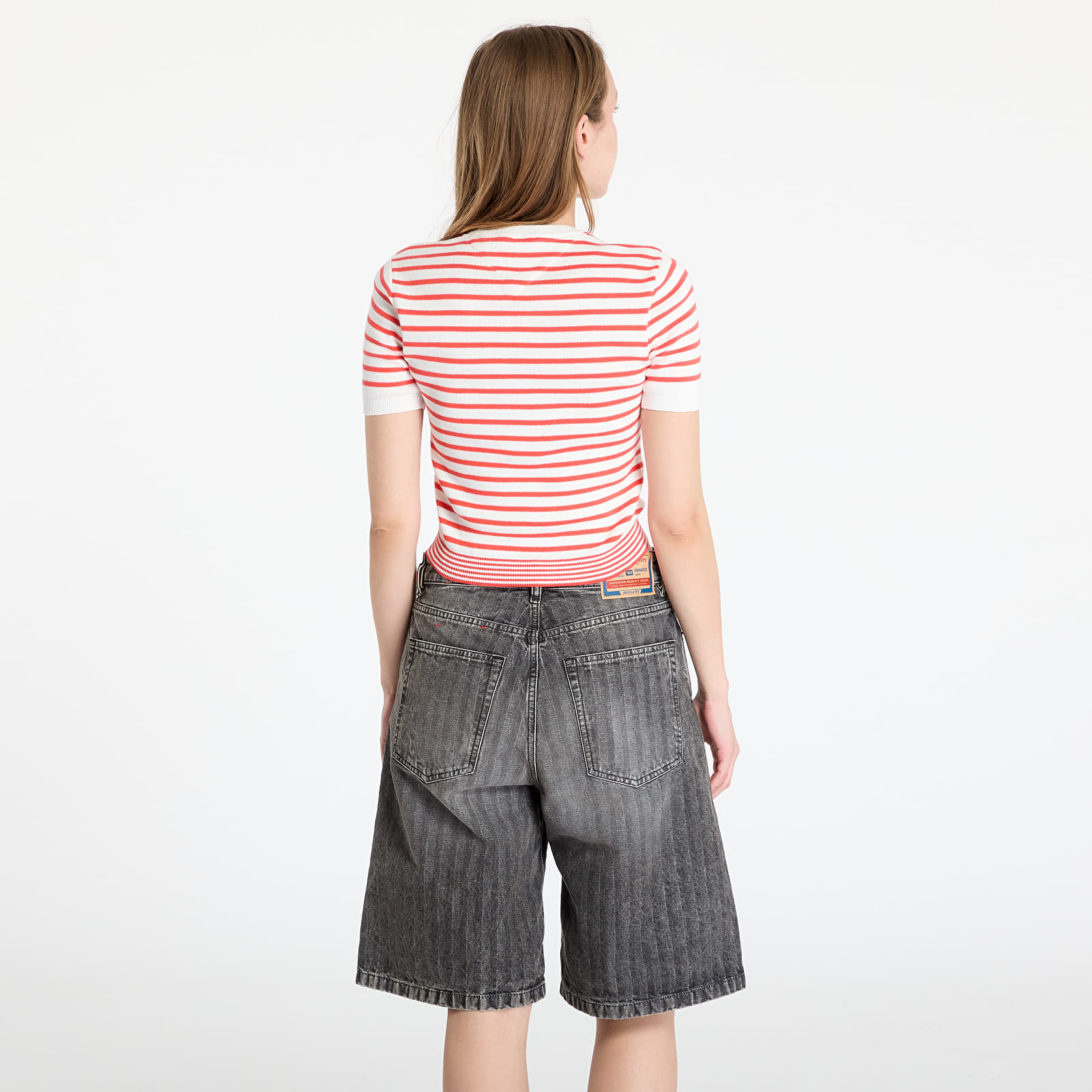 Dámske svetre Tommy Jeans Essential Shortsleeve Sweater Red