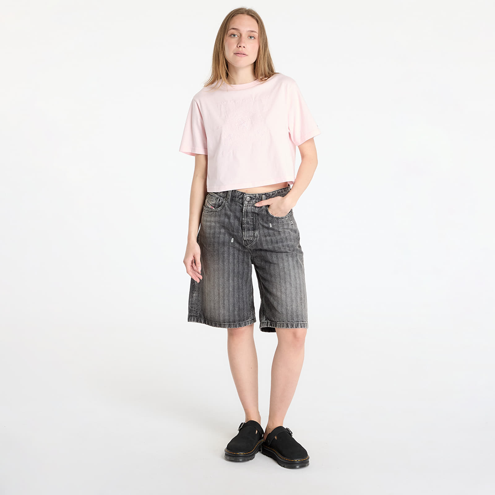 Dámske tričká Tommy Jeans Relaxed Tonal Crew T-Shirt Pink
