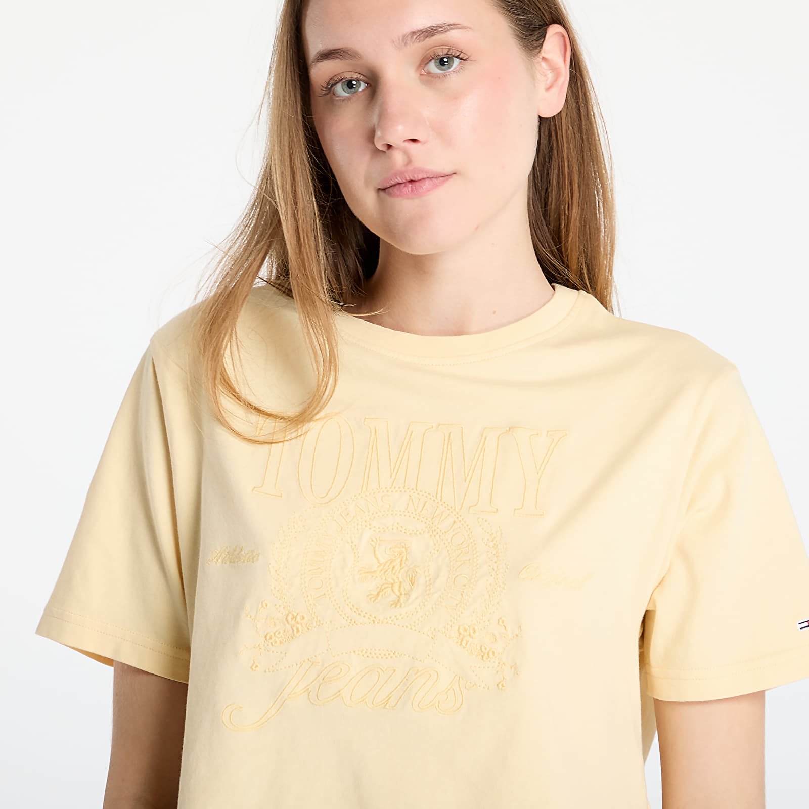 Dámská trička Tommy Jeans Relaxed Tonal Crew T-Shirt Yellow