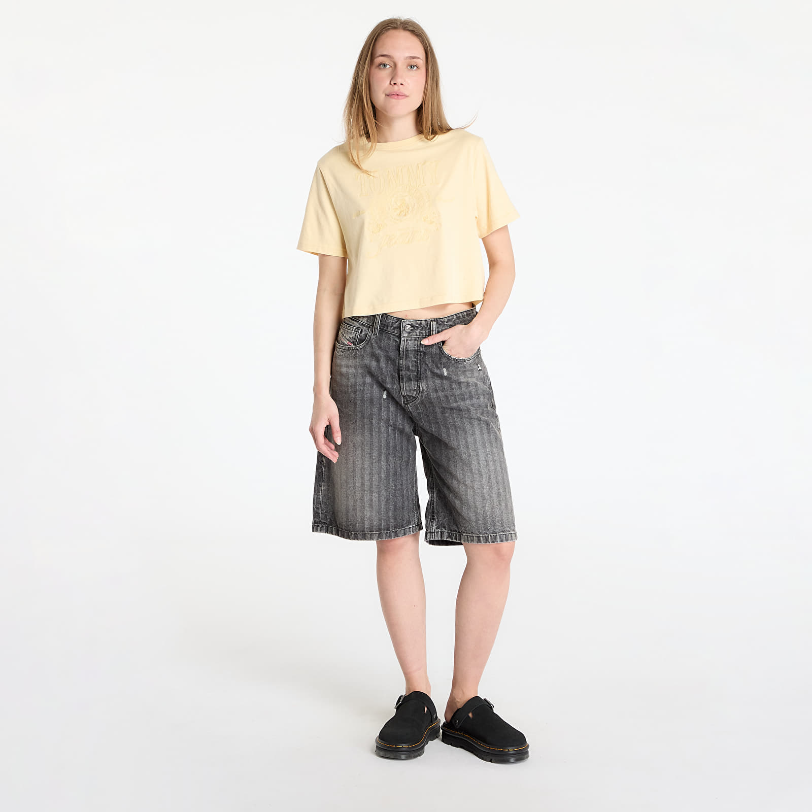 Dámská trička Tommy Jeans Relaxed Tonal Crew T-Shirt Yellow