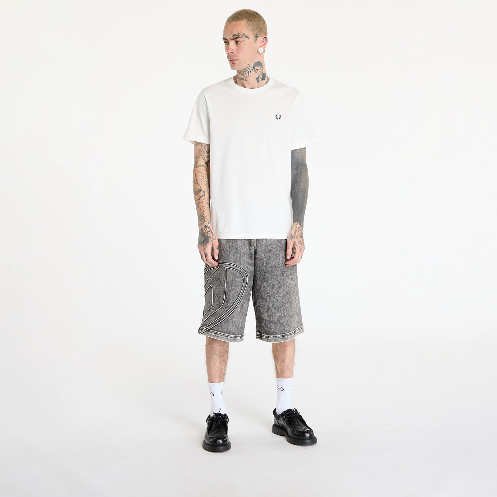T-shirts FRED PERRY Crew Neck Tee Snow White