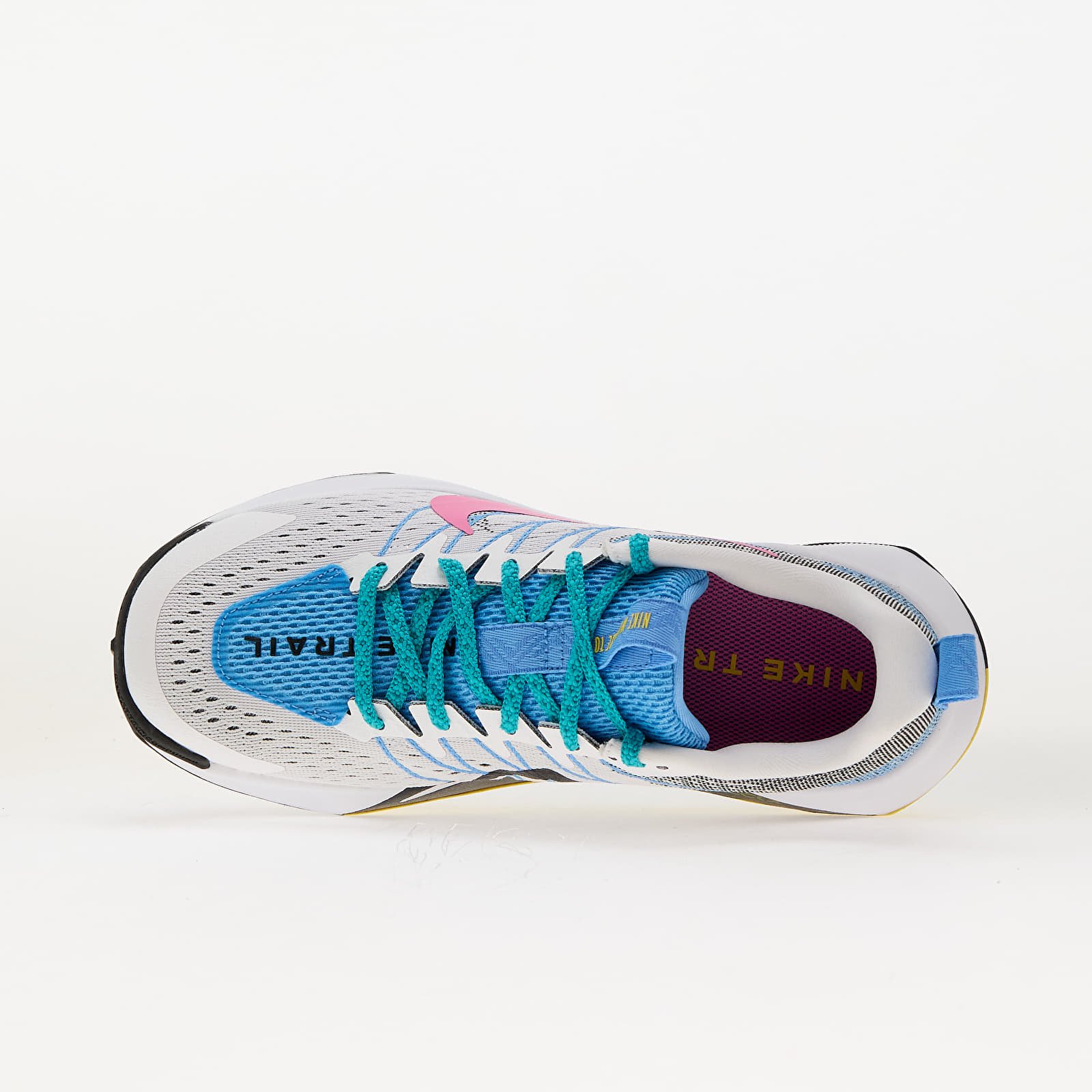 Жіноче взуття Nike Wildhorse 10 White/ Playful Pink-Black-University Blue