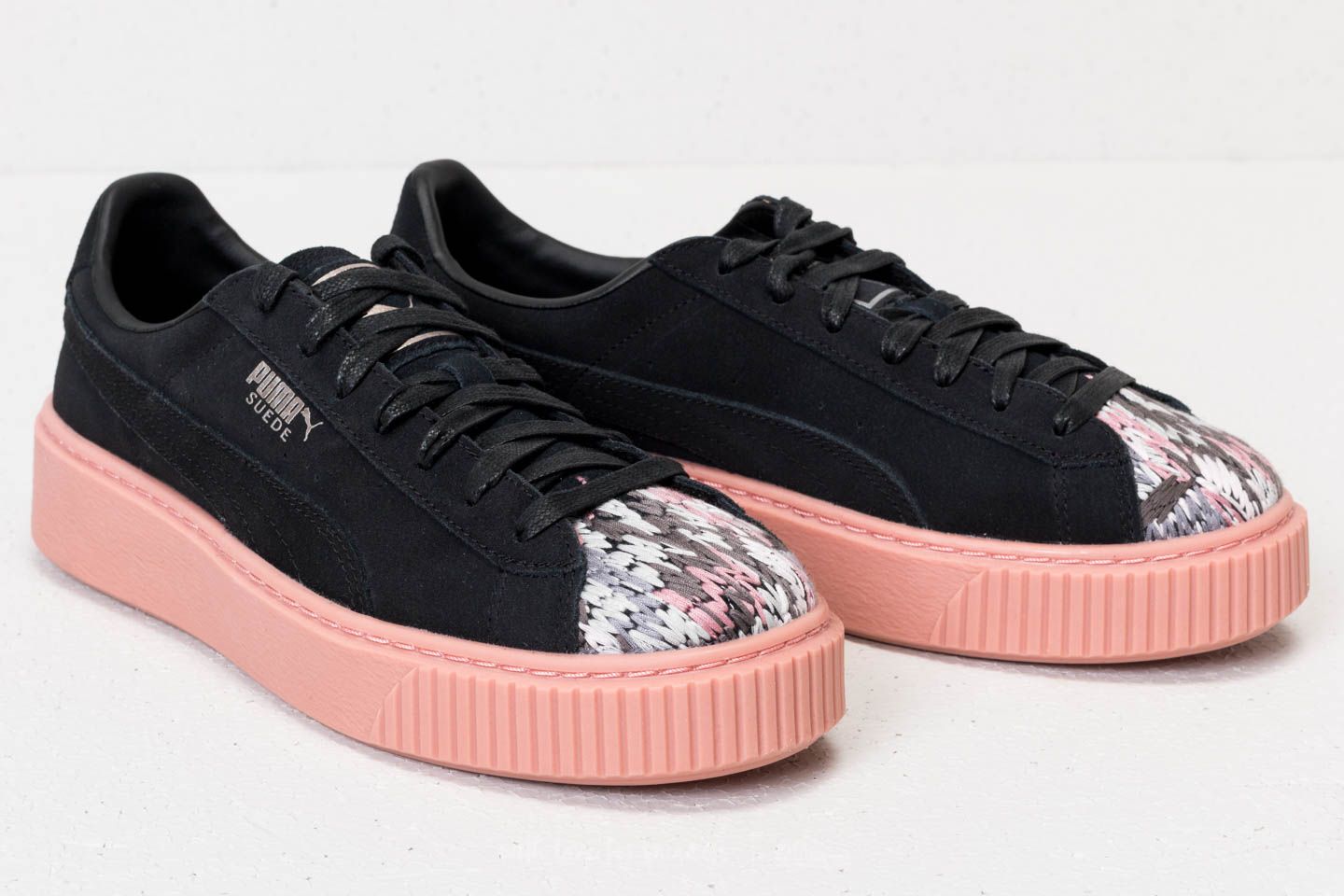 Women s shoes Puma Platform SunfStitch Wn s Puma Black Peach