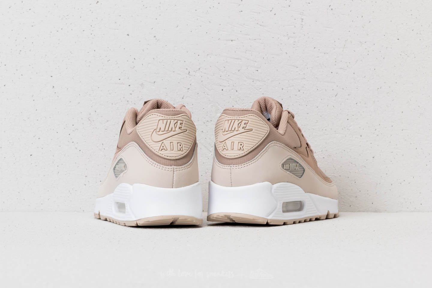 nike air max 90 essential desert sand white