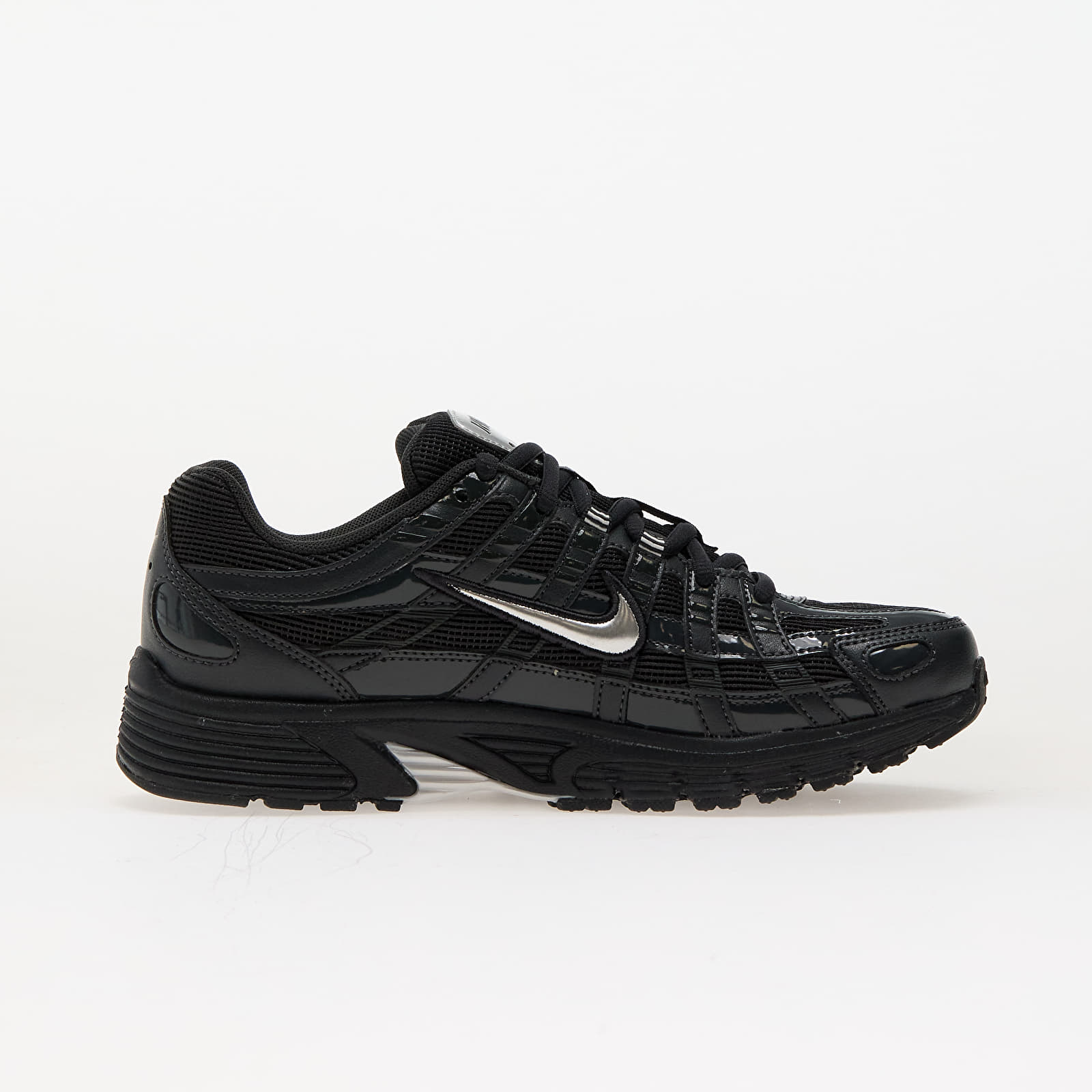 Women's shoes Nike W P-6000 Off Noir/ Metallic Silver