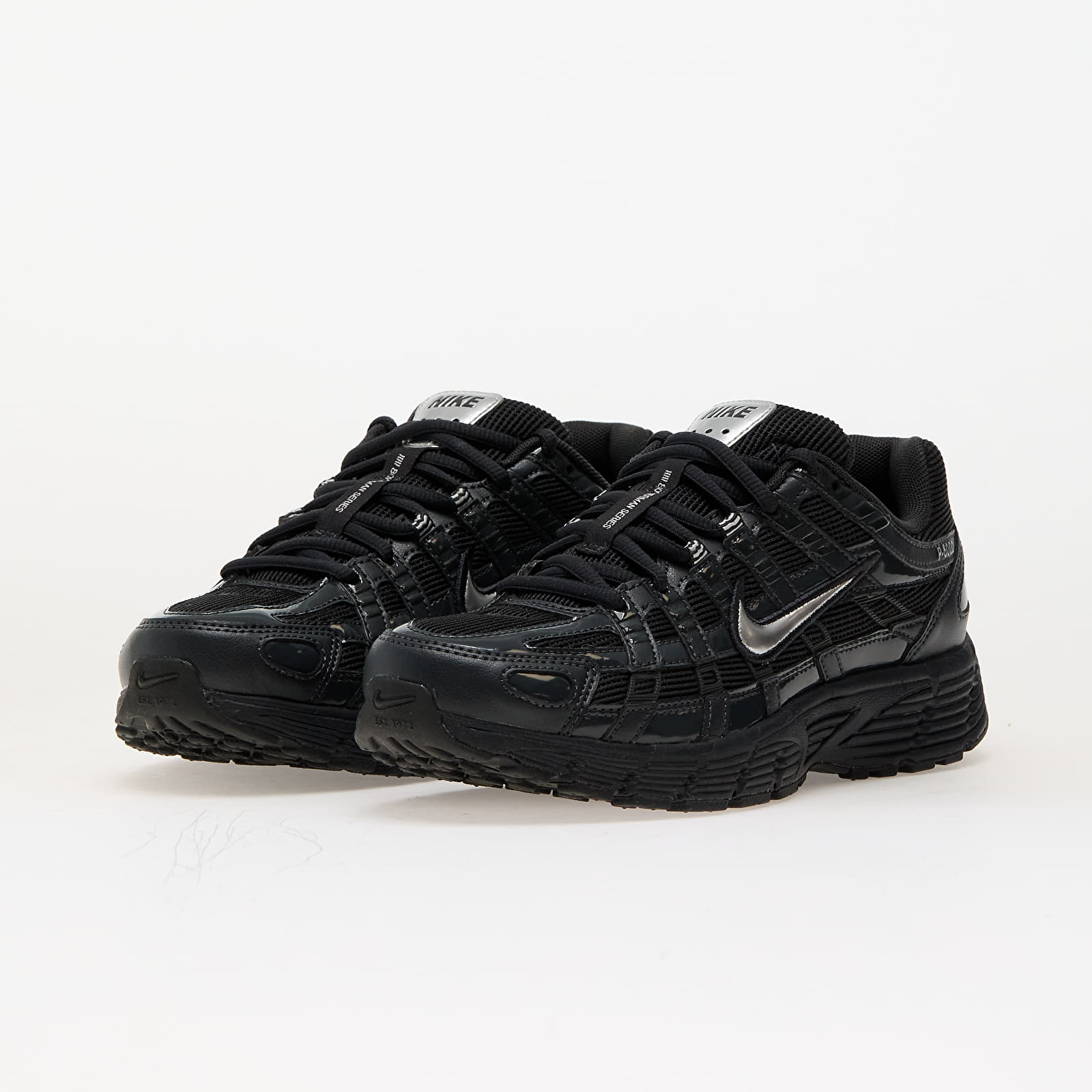 Women's shoes Nike W P-6000 Off Noir/ Metallic Silver
