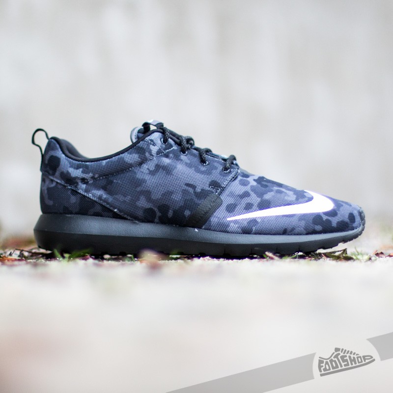 Topánky Nike Rosherun NM FB Dark Grey/Ivory/Black Grifon