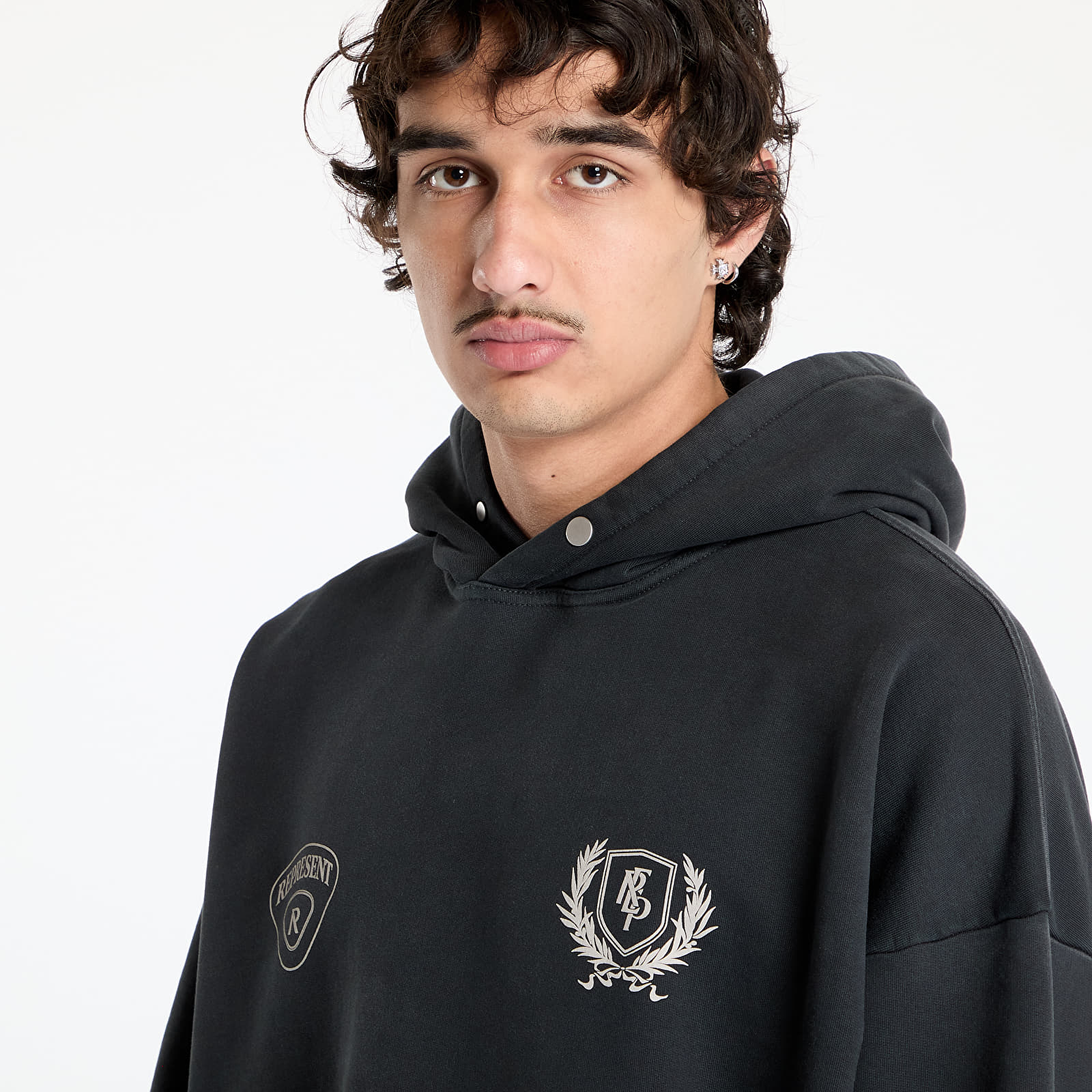 Kapucnis pulóverek és pulcsik REPRESENT World Championship Hoodie Stained Black