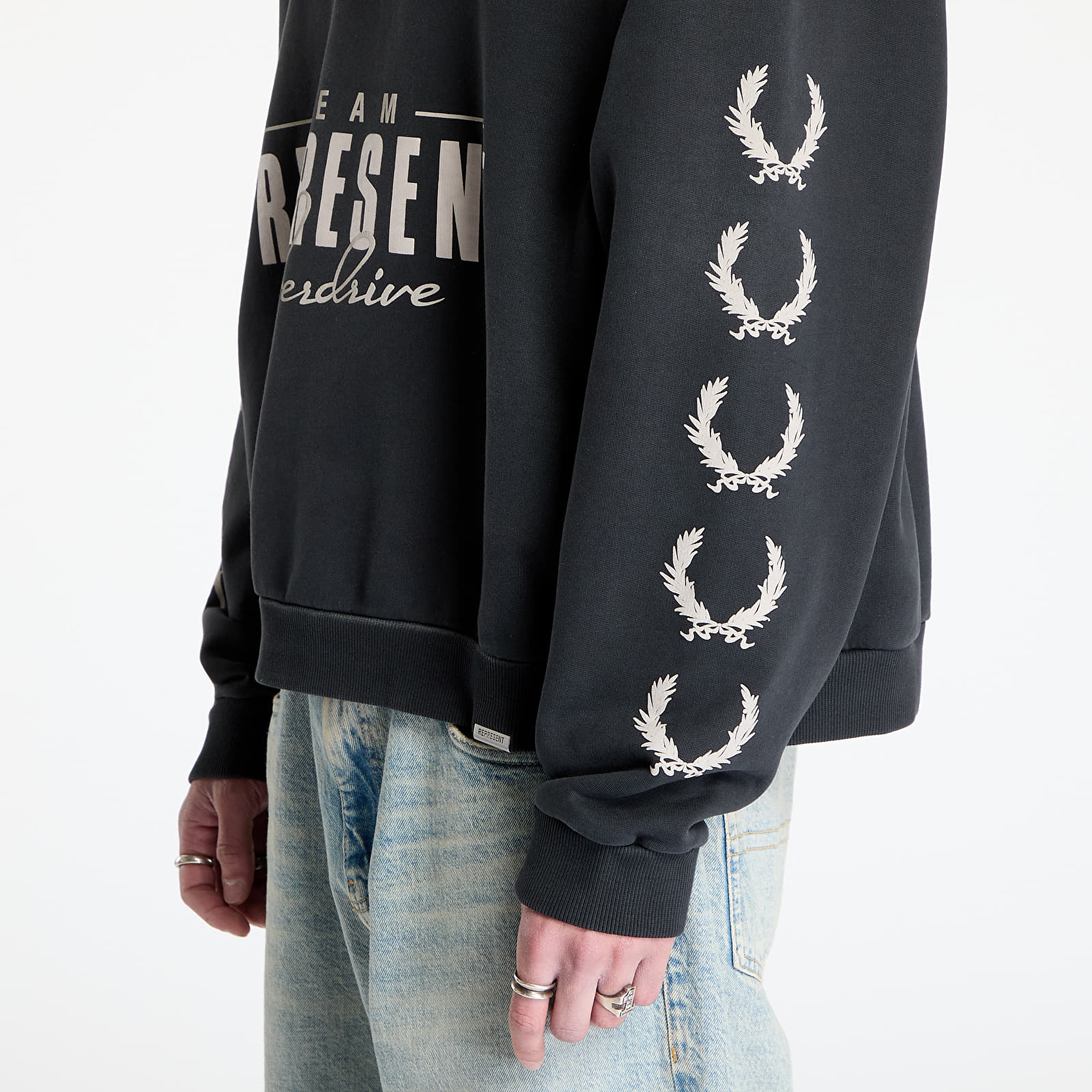 Kapucnis pulóverek és pulcsik REPRESENT World Championship Hoodie Stained Black